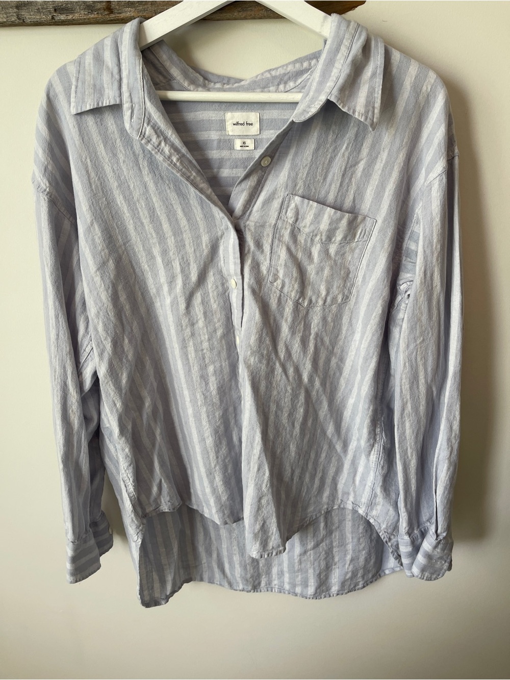 Aritzia Light Blue and White Striped Button-Down Shirt